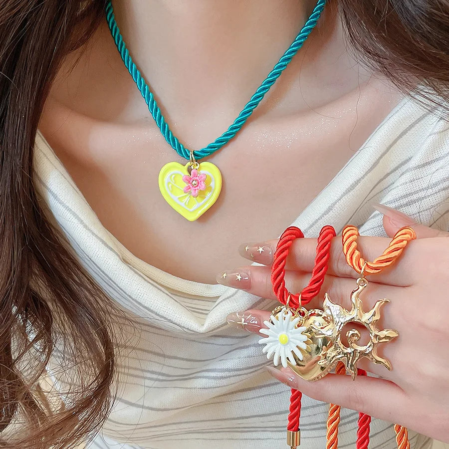 Metal Flower Heart Sun Pendant Choker